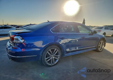 2016 Volkswagen Passat S z USA, uszkodzony, nr VIN 1VWAS7A33GC064121